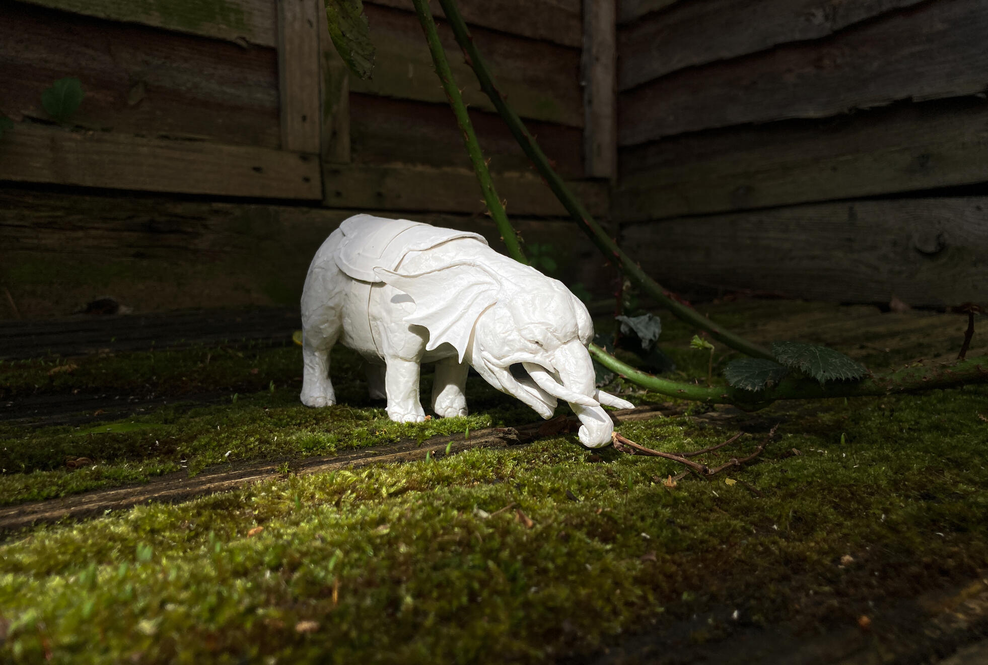 White Elephant, 2022. Papier-mache, 8x16x4,5cm